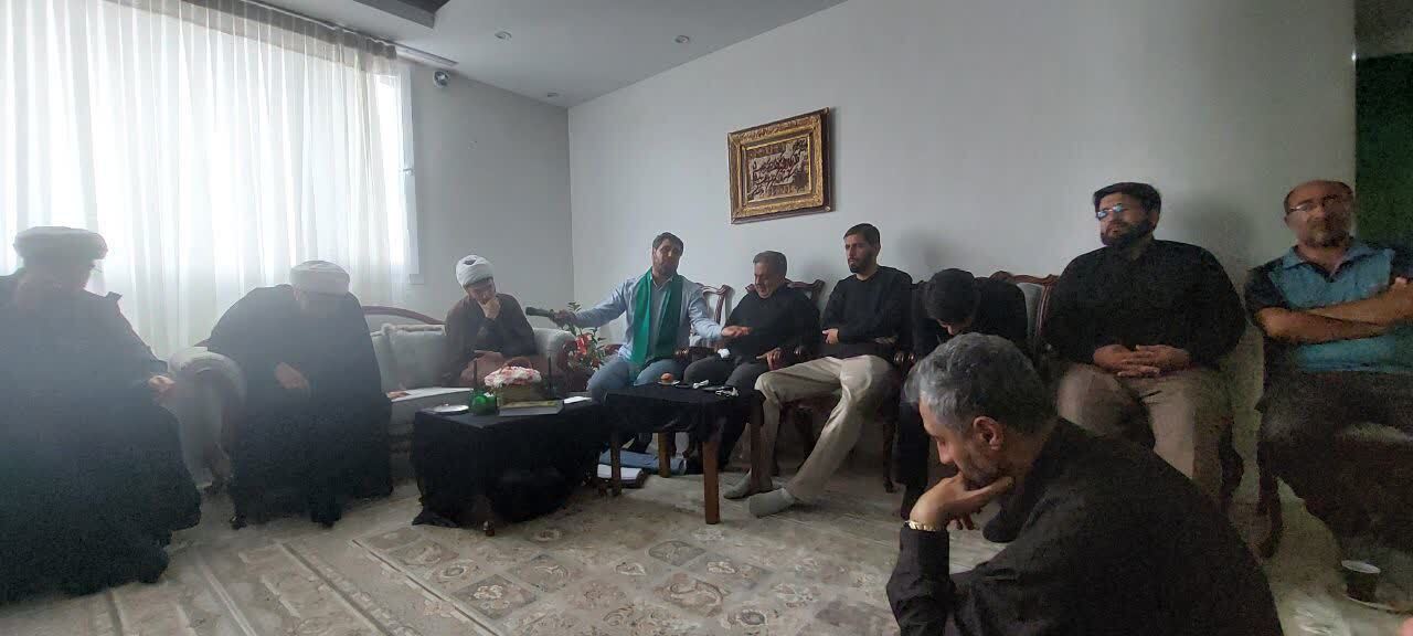 مراسم عزاداری در منزل شهید طارمی