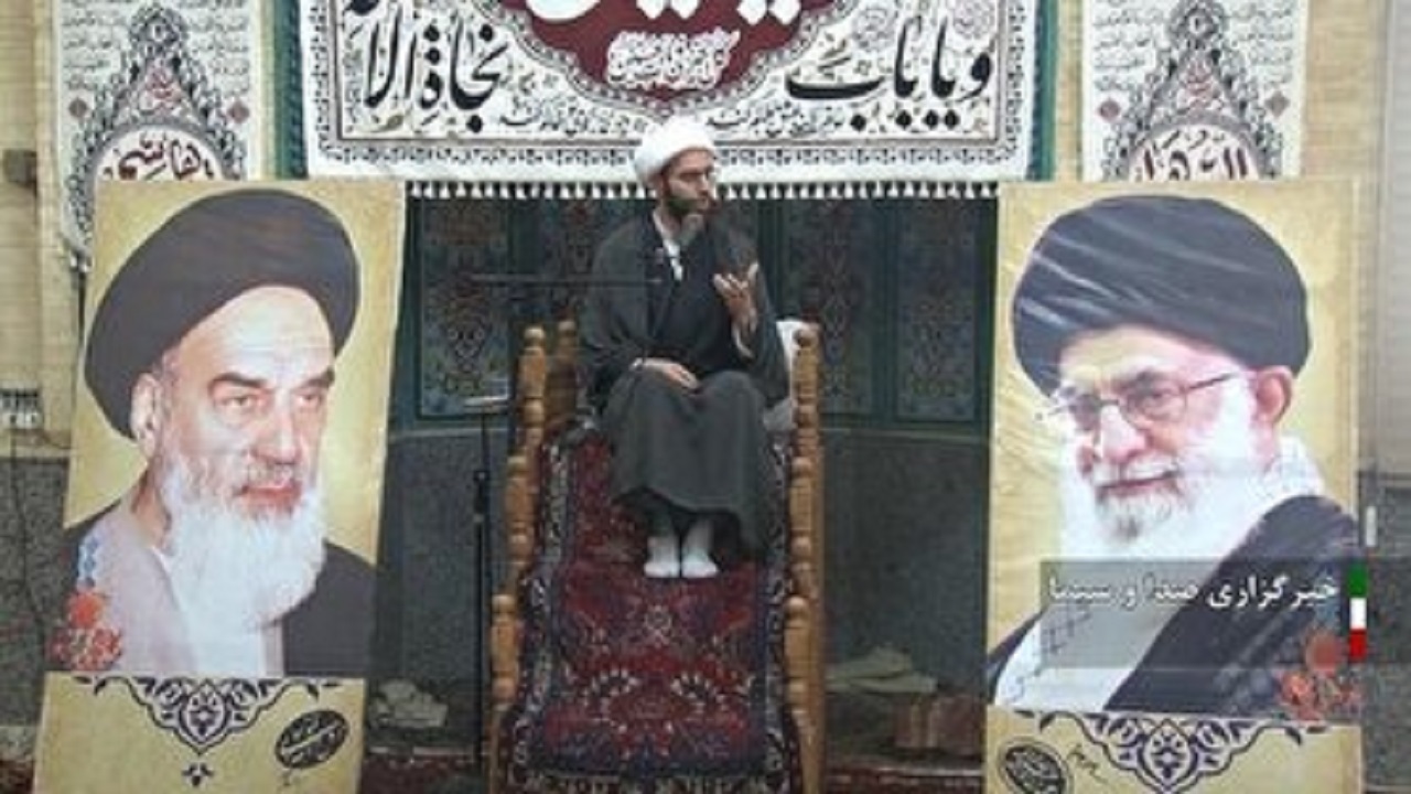 مراسم آغاز محرم در حوزه علمیه آیت الله آخوند همدانی
