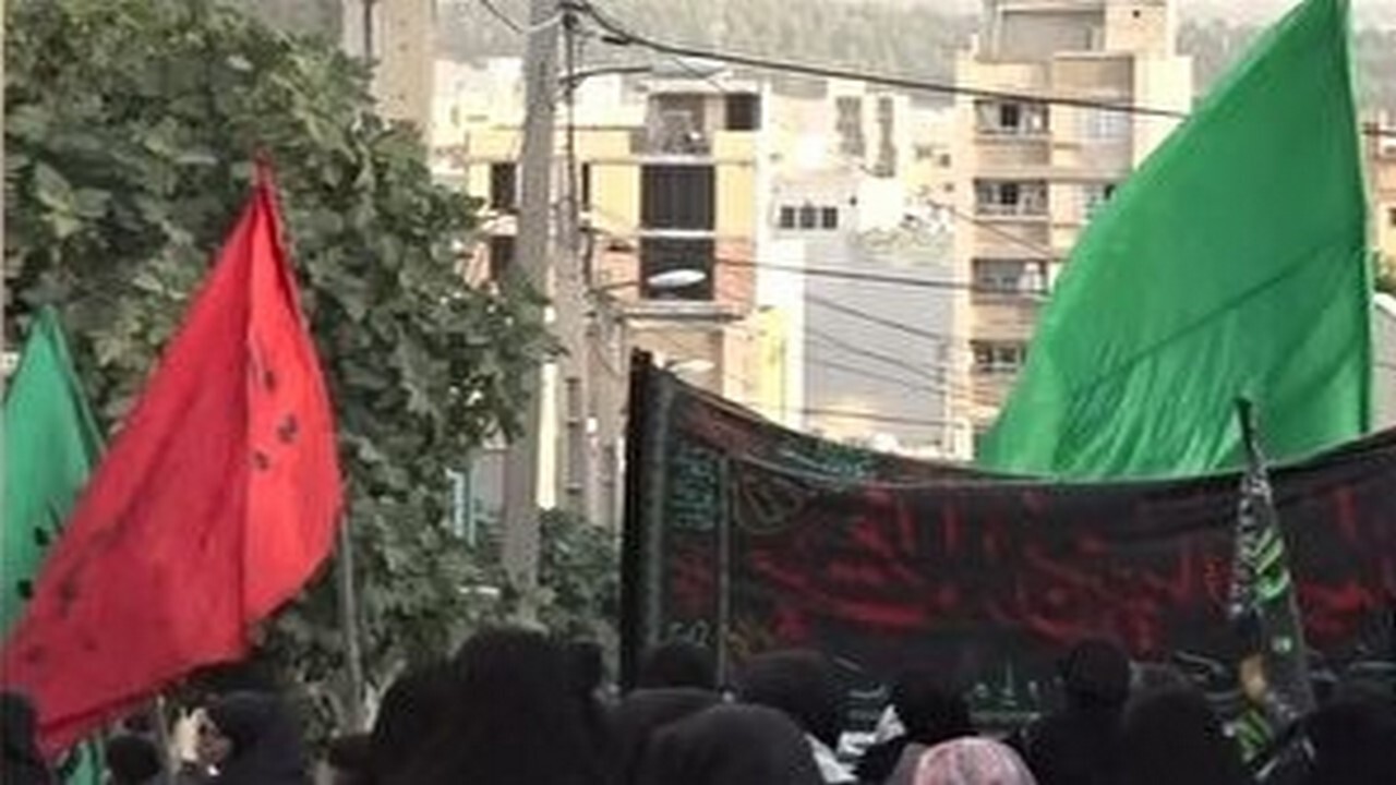 علم گردانی ماه محرم در محلات