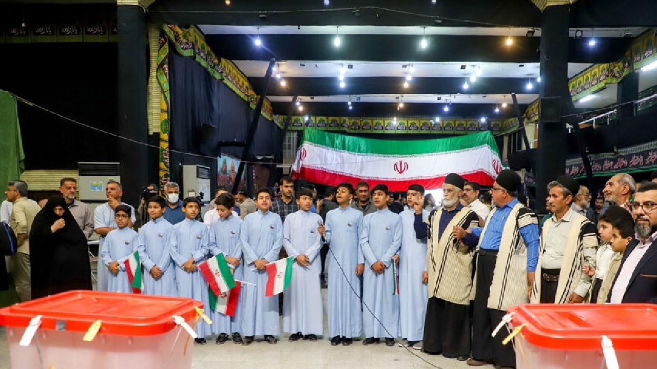 اینفوگرافی مشارکت شهروندان خوزستانی در ۴ دوره اخیر انتخابات ریاست جمهوری