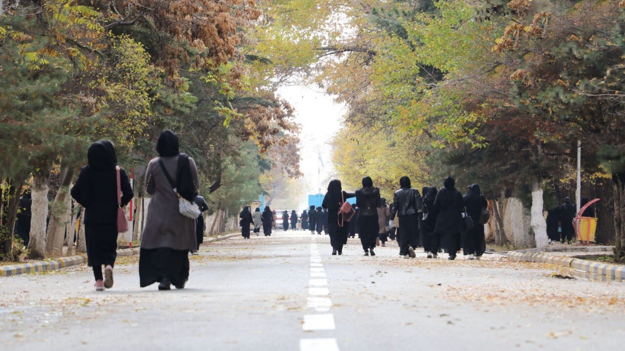 تکذیب بازگشایی مدارس خصوصی برای دختران