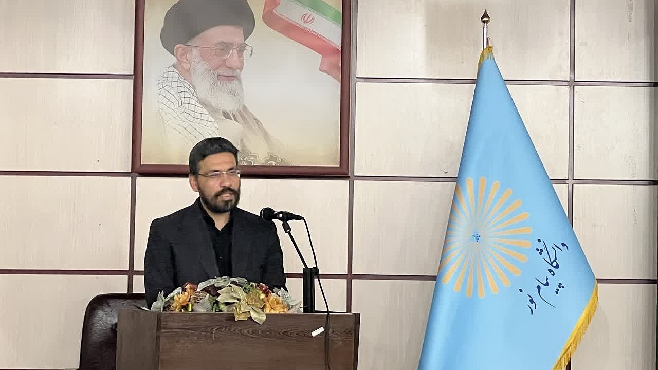 قطار دانشگاه پیام نور سیستان و بلوچستان روی ریل توسعه قرار دارد