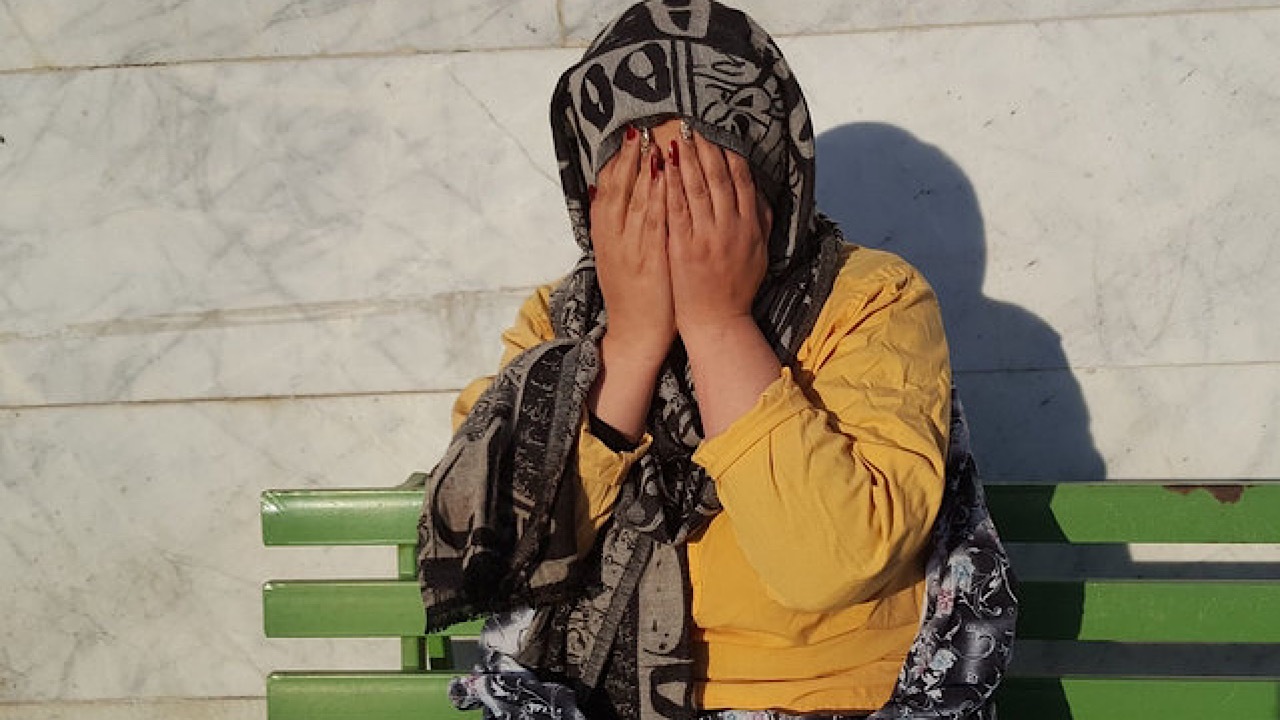 بازداشت زنی به دلیل قطع کردن تلفن و اینترنت در جنوب تهران