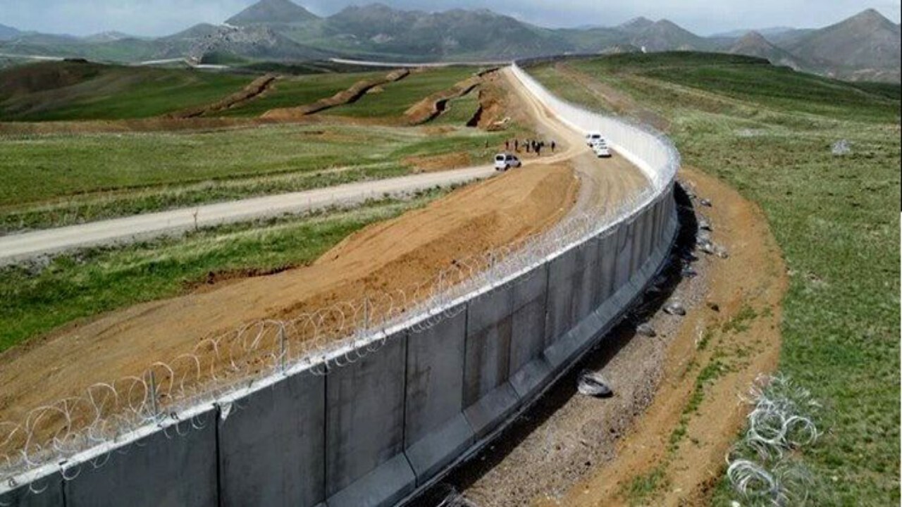 ادامه روند آماده سازی انسداد نوار مرزی ایران و افغانستان