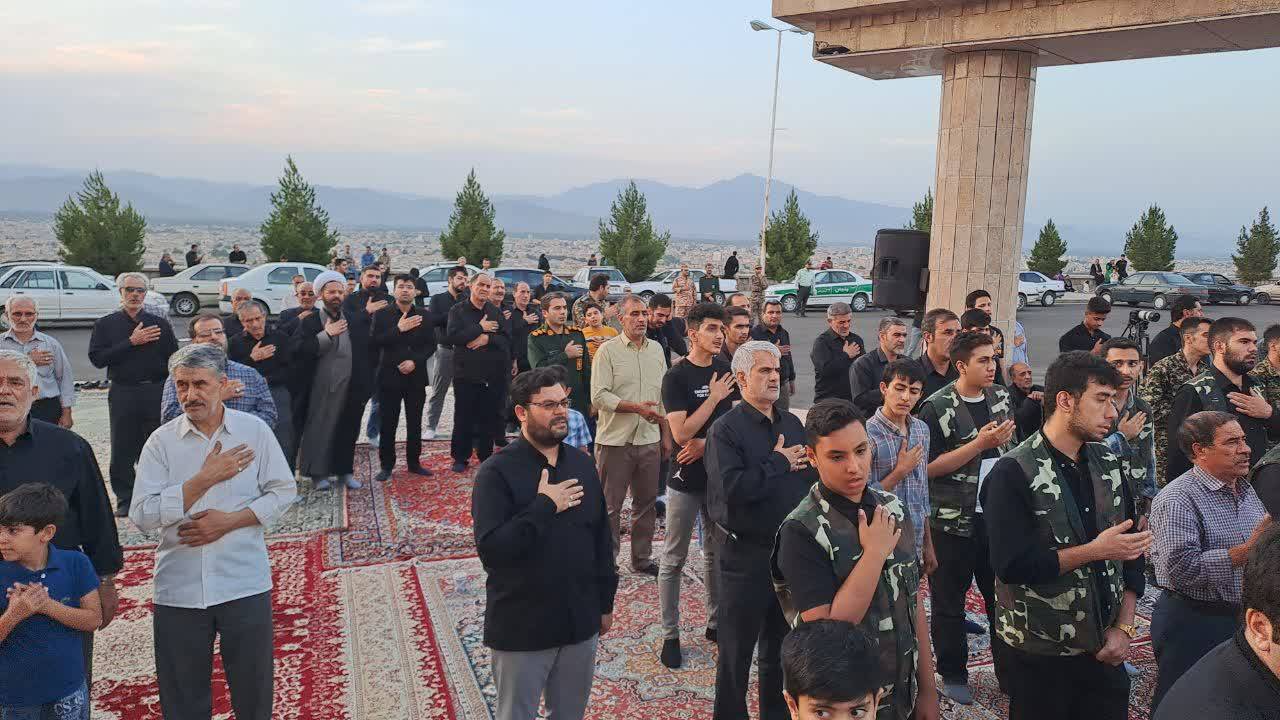 مراسم عزاداری حسینی در گلزار شهدا