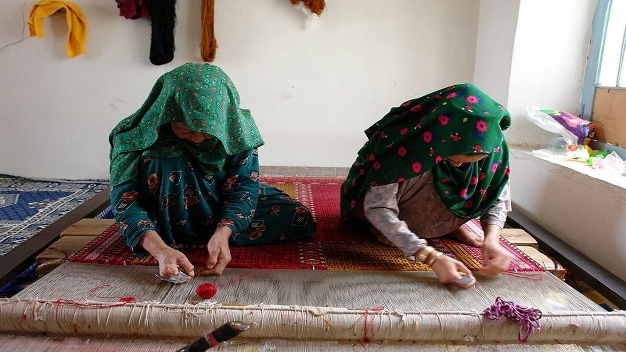 نمایش ۳ گلیم نفیس خراسان شمالی در نمایشگاه ترویجی جغرافیای گلیم ایران