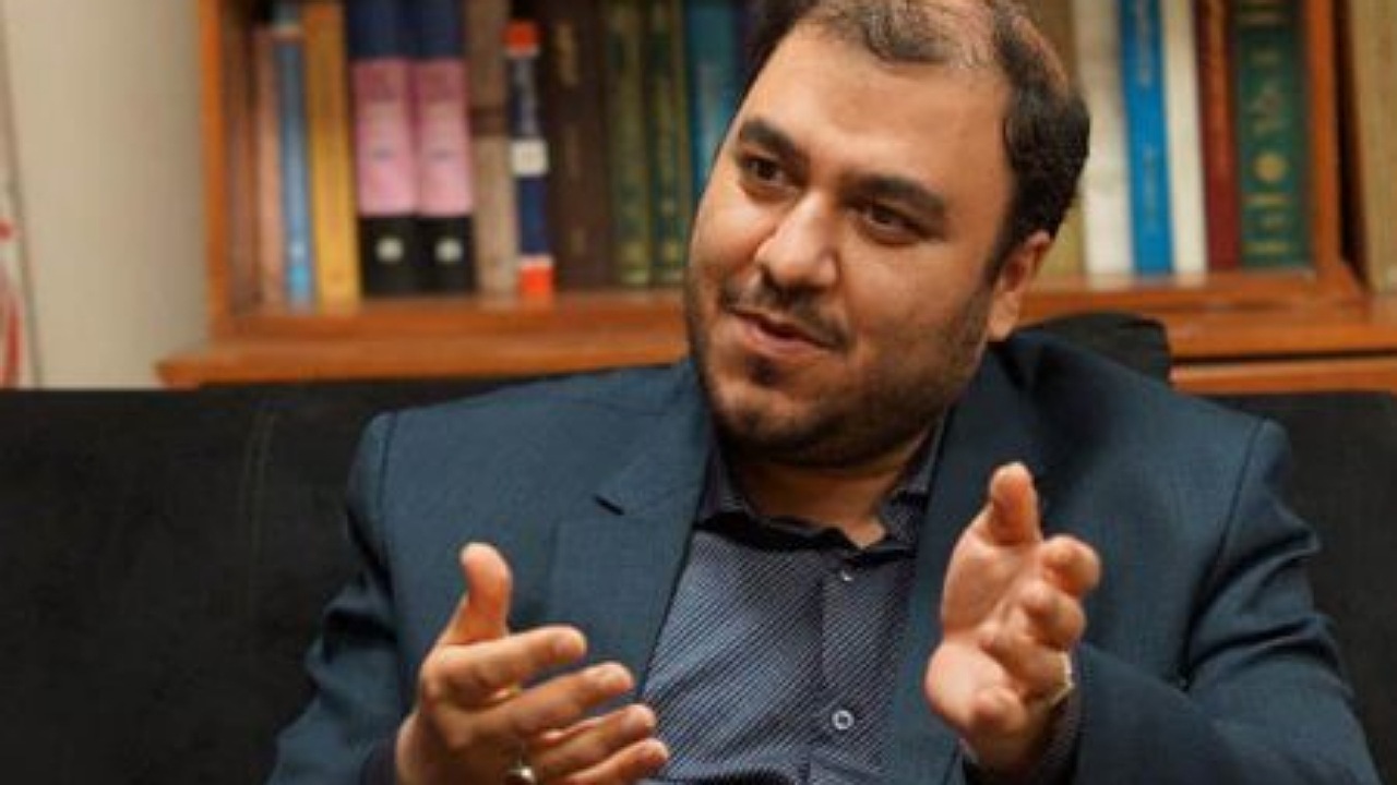 دولت چهاردهم باید تیم اقتصادی قوی داشته باشد