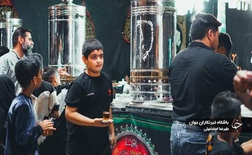 فعالیت ۱۱۰ موکب پذیرایی در ایام محرم در بافق+عکس