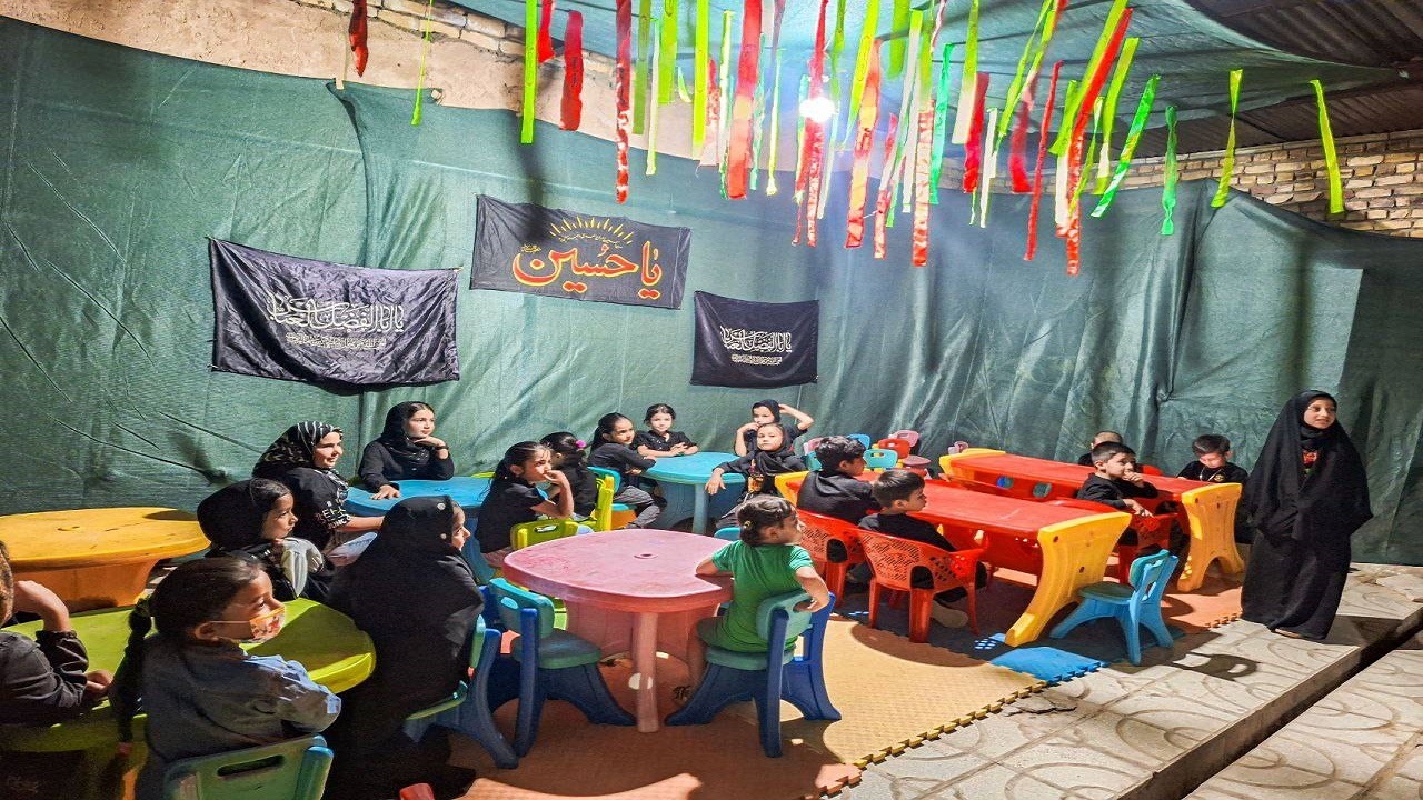 برپایی هیئت حضرت رقیه (س) توسط بانوان در انابد + تصاویر