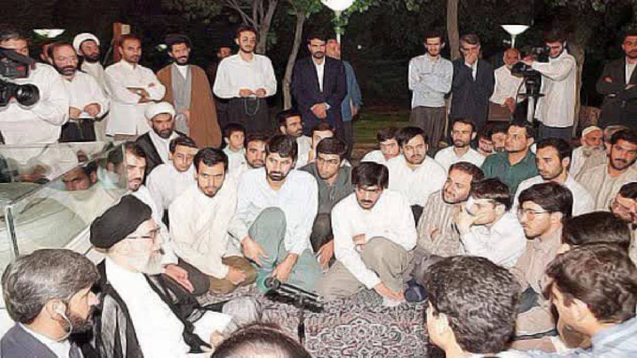 ۶ اشتباه راهبردی دشمن در فتنه ۷۸ به روایت رهبر انقلاب