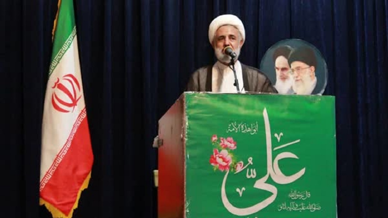 وحدت جبهه انقلاب تنها راه رسیدن به موفقیت در انتخابات است
