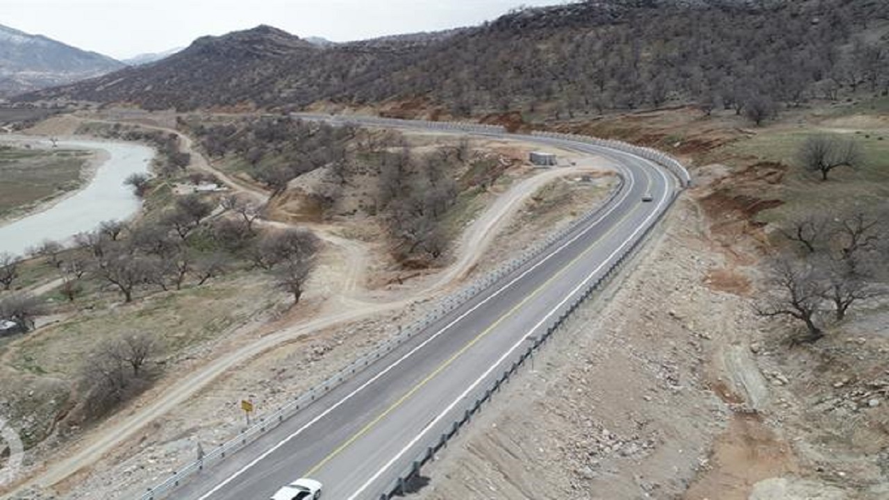 ساخت ۷ هزار و ۱۱۰ کیلومتر راه روستایی در کشور