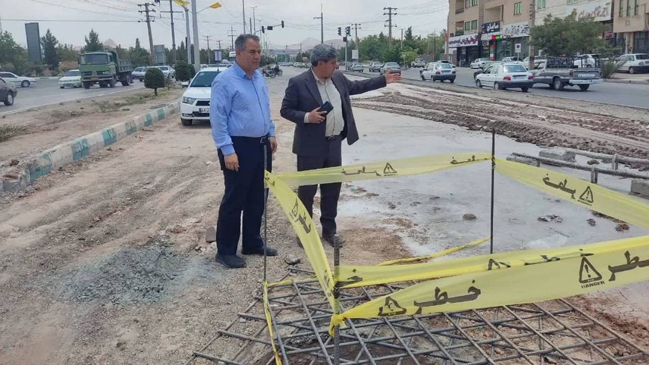 آغاز آرماتورگذاری و بتن‌ریزی پروژه تقاطع غیرهمسطح «شهید زنگی‌آبادی» در کرمان