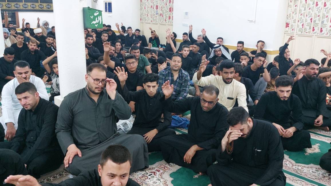 مراسم سینه زنی