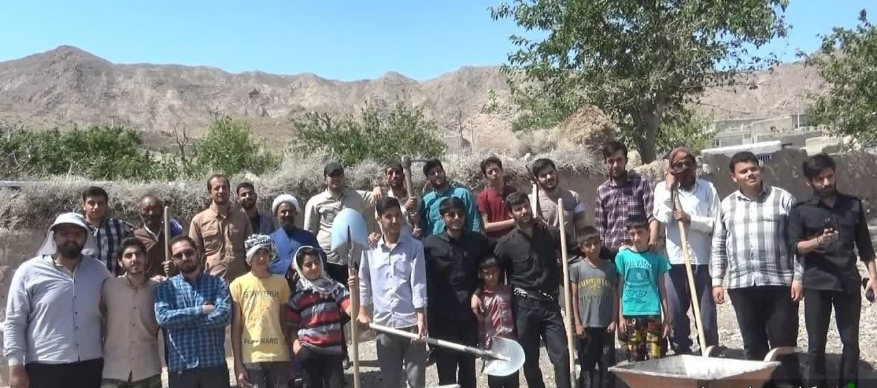 تیم ۱۰۰ نفره جهادی در خدمت مردم درح