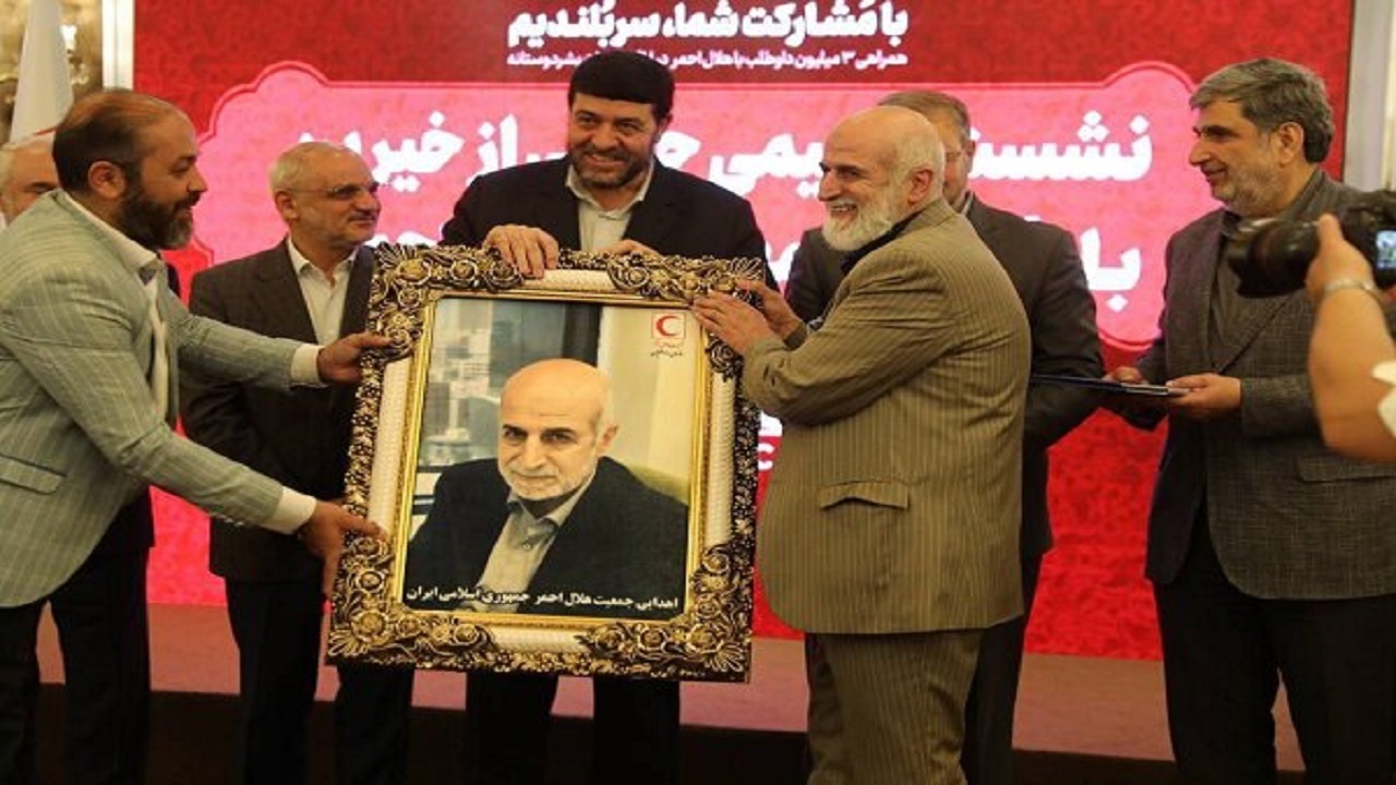 کمک بیش از ۶ میلیارد ریالی خیرین به هلال احمر
