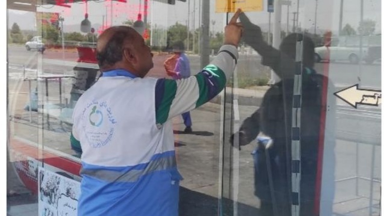 چهار واحد عرضه غذا و فست فود در زیباشهر زاهدان پلمب شد