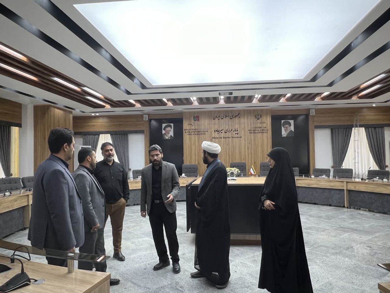 بازدید رئیس دانشگاه پیام نور استان از پایانه مرزی میرجاوه و زائر سرای امام رضا(ع) در نقطه صفر مرزی