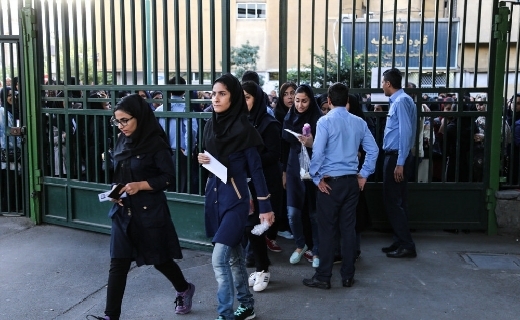 نوبت دوم آزمون سراسری ۱۴۰۳ - دانشگاه فردوسی+تصاویر