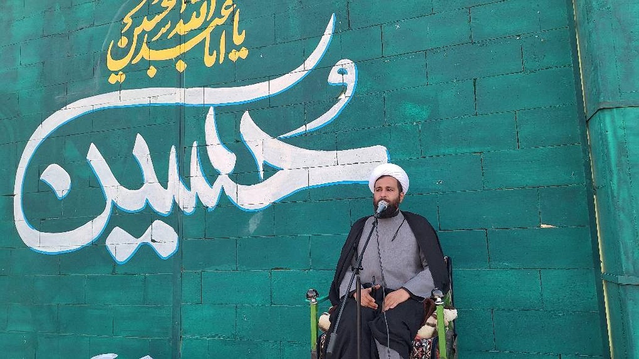 از رهگذر قیام عاشورا، انسان‌ها هدایت می‌شوند