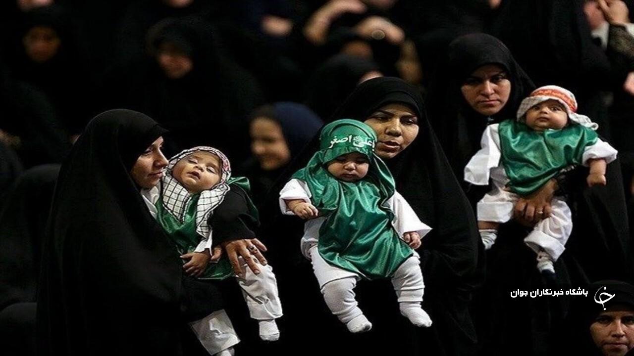 مادران آذربایجان‌غربی در سوگ شهید خردسال کربلا به سوگ نشستند