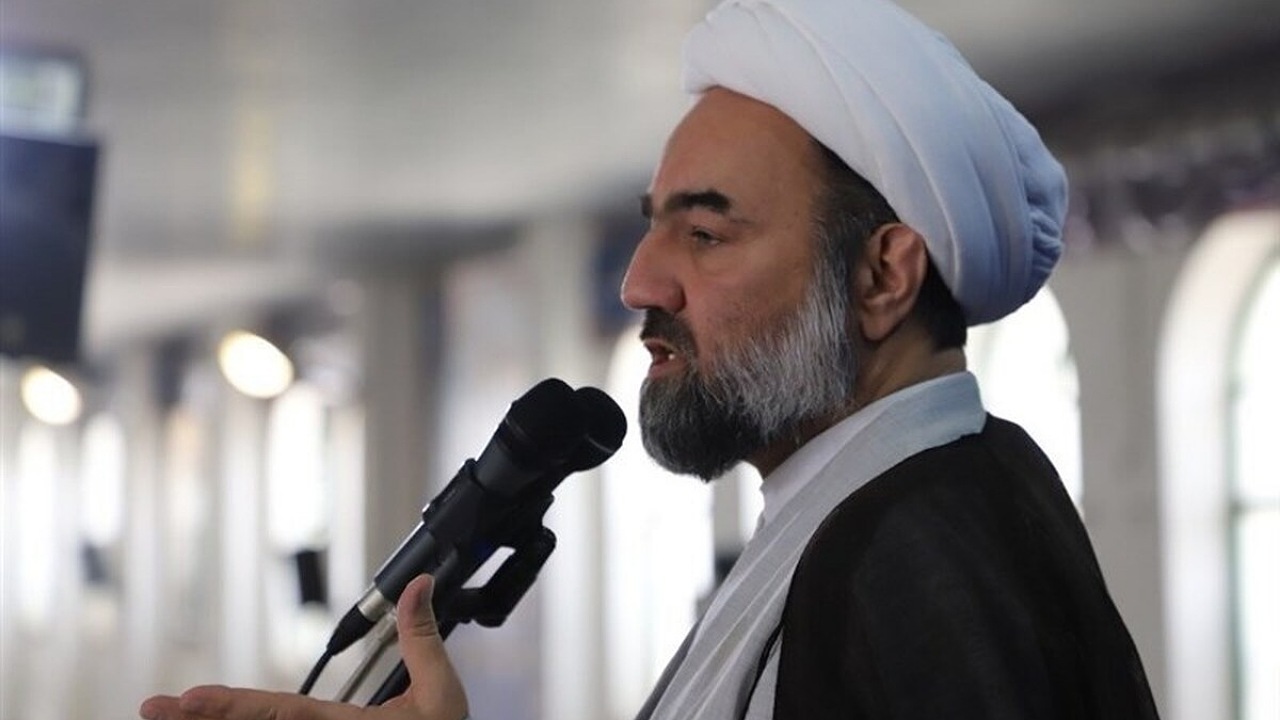 رئیس جمهور منتخب سربازی 
 برای نظام یاوری برای رهبر معظم انقلاب اسلامی و خدمتگزاری برای مردم باشند
