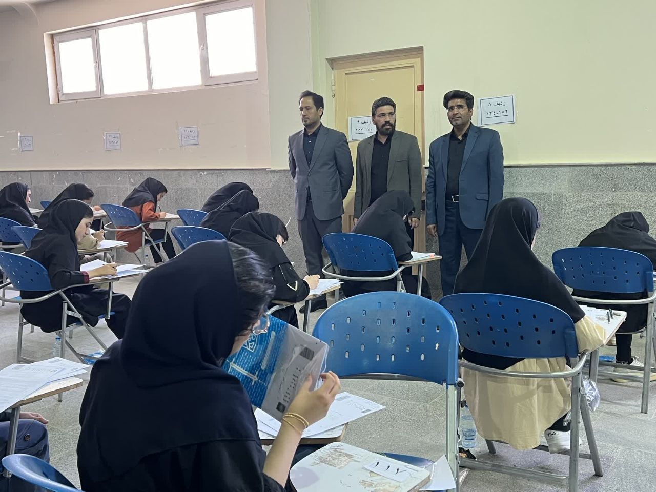 بازدید رئیس دانشگاه پیام نور سیستان و بلوچستان از روند برگزاری کنکور سراسری/میزبانی بیش از ۲۵۰۰ داوطلب در چهار حوزه امتحانی