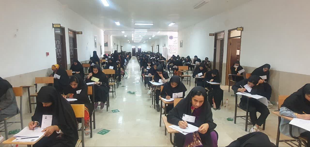 بازدید رئیس دانشگاه پیام نور سیستان و بلوچستان از روند برگزاری کنکور سراسری/میزبانی بیش از ۲۵۰۰ داوطلب در چهار حوزه امتحانی