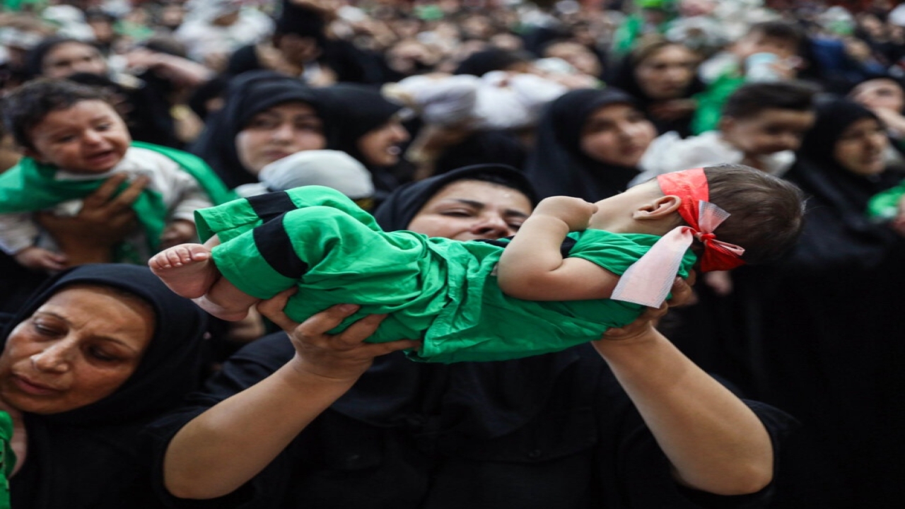 مراسم شیرخوارگان حسینی در کرمانشاه