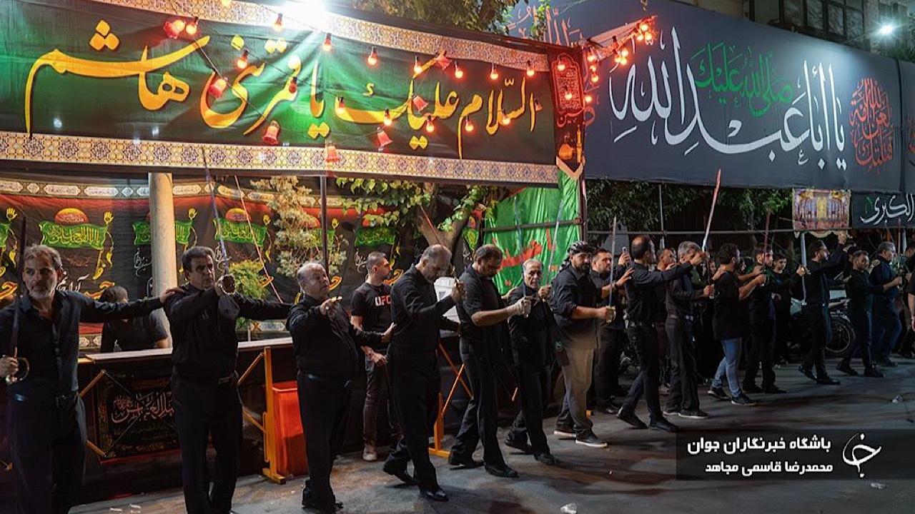 محرم و امکان بازسازی جامعه ایران