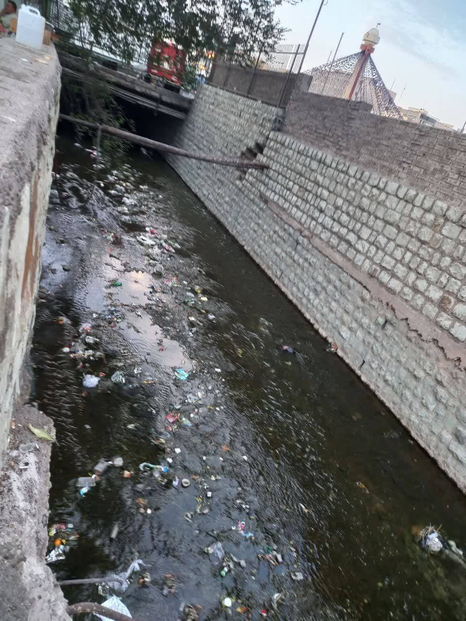 رودخانه آلوده