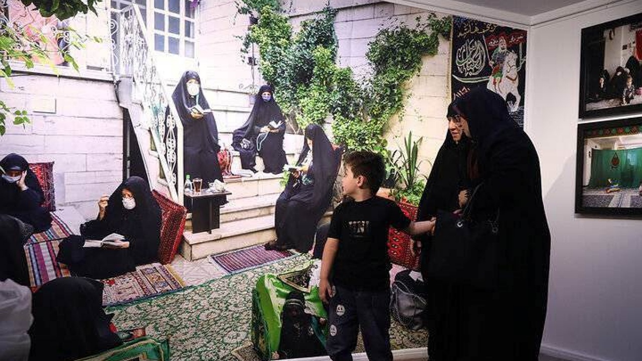 «مجلسِ پرده‌نشینان»؛ نمایشگاهی با هدف گسترش فرهنگ روضه‌های خانگی
