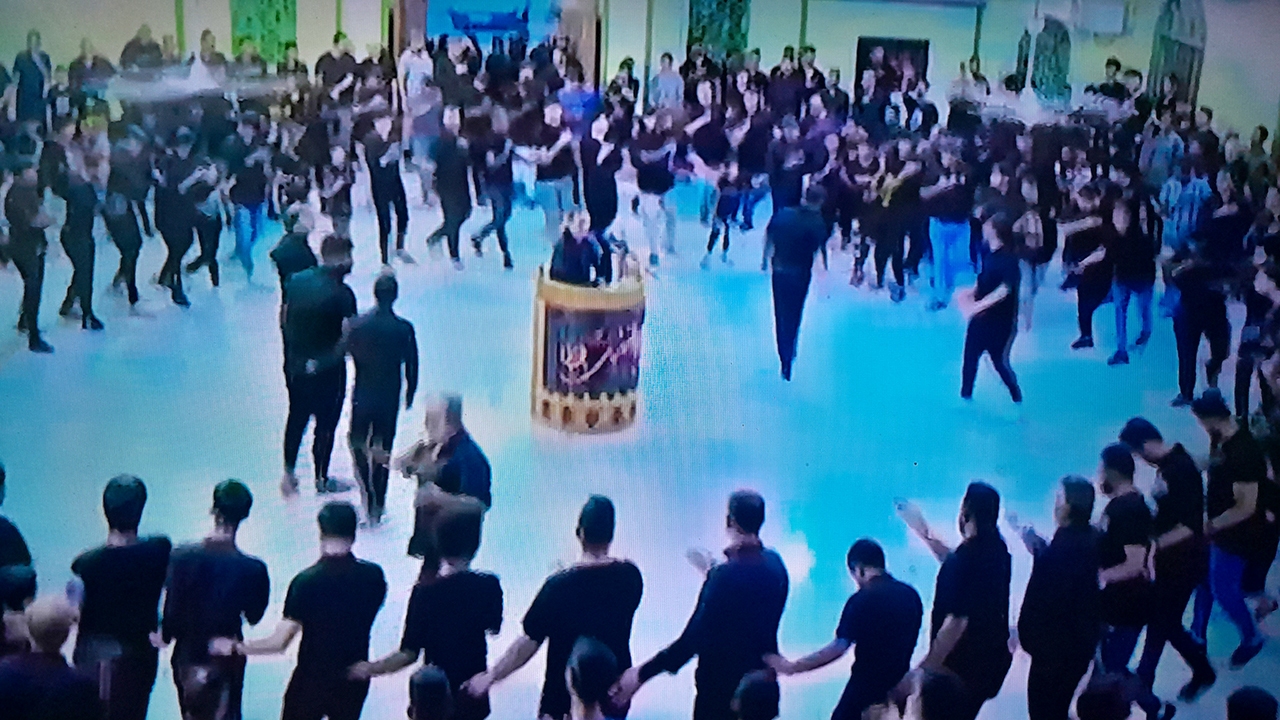 برگزاری مراسم عزاداری شب هشتم محرم در هرمزگان+فیلم