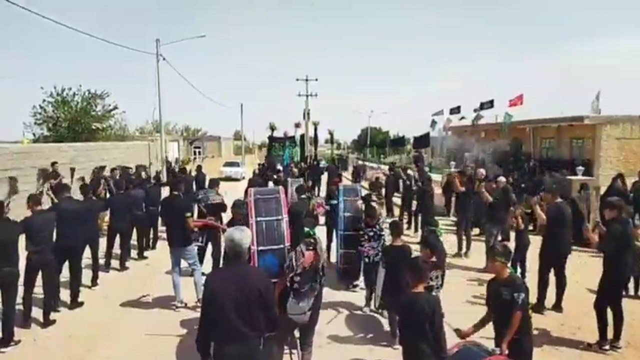 حرکت دسته عزاداری روستای همت آباد در روز هشتم محرم + فیلم