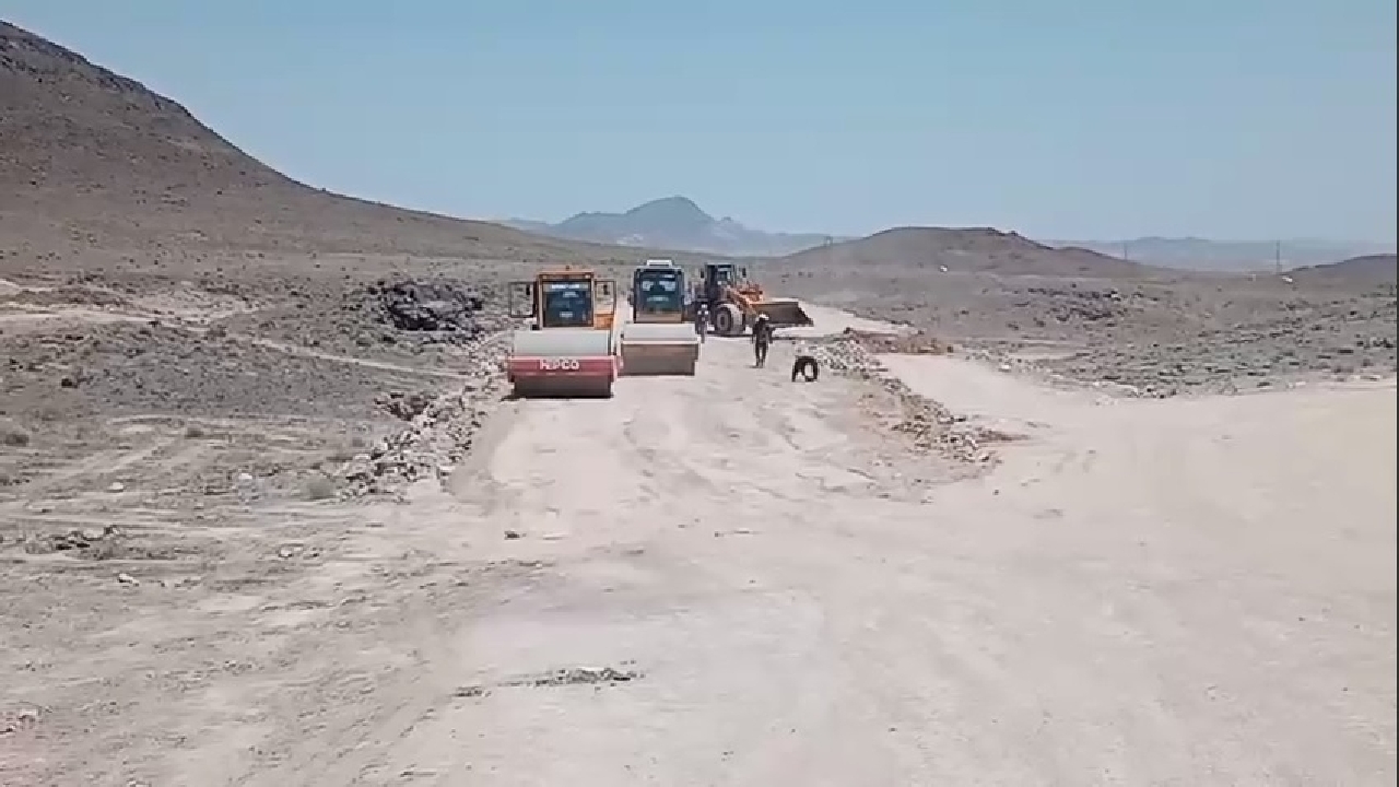 بازدید نماینده مردم نهبندان و سربیشه در مجلس از راه آهن نهبندان - بیرجند