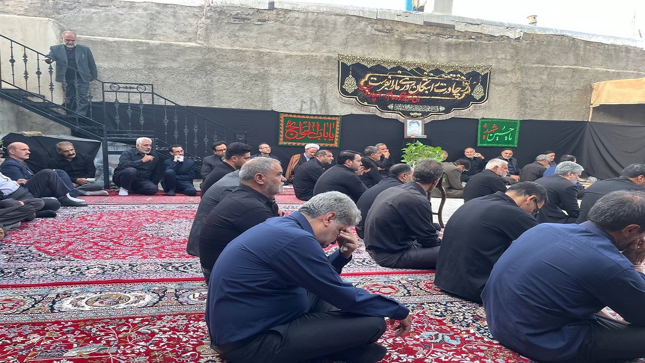 مراسم قرائت زیارت عاشور