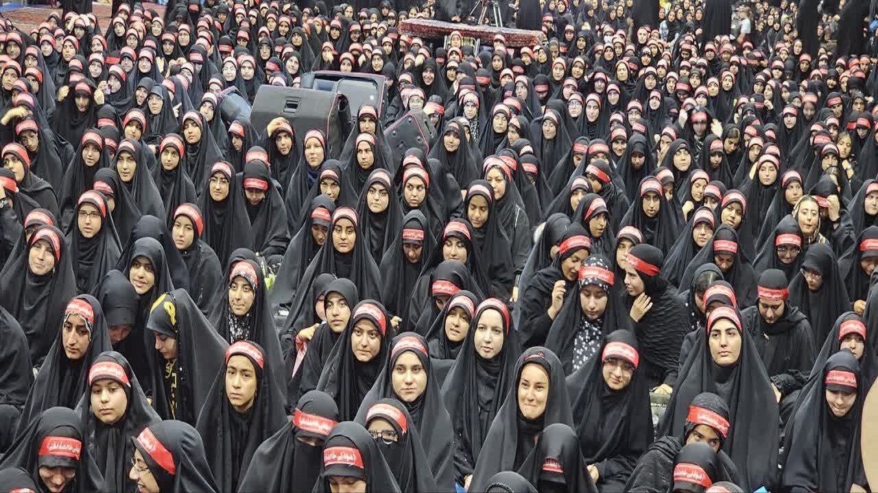 اجتماع بزرگ دخترانه بنات‌الحسین(ع) در همدان برگزار شد