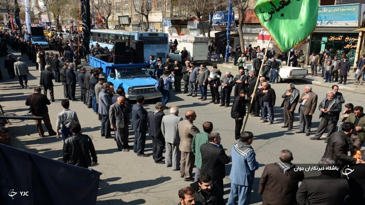عشق و ارادت عزاداران حسینی در مهاباد و روستا‌های اطراف