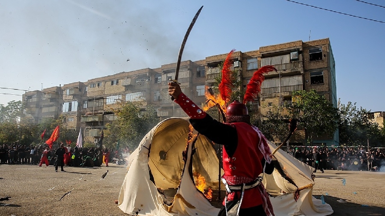 آغاز عزاداری روز عاشورا در مشهد+ تصاویر