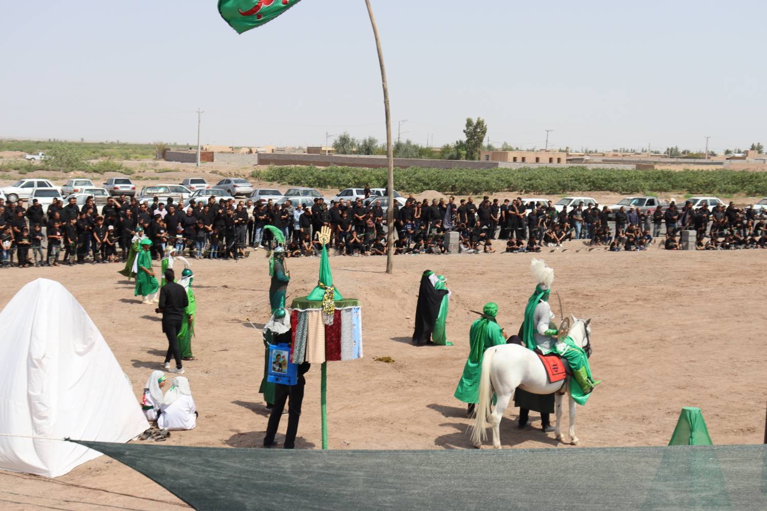 مراسم سوگ عاشورای حسینی در کرمان برگزار شد+ عکس مراسم سوگ عاشورای حسینی در کرمان برگزار شد+ عکس