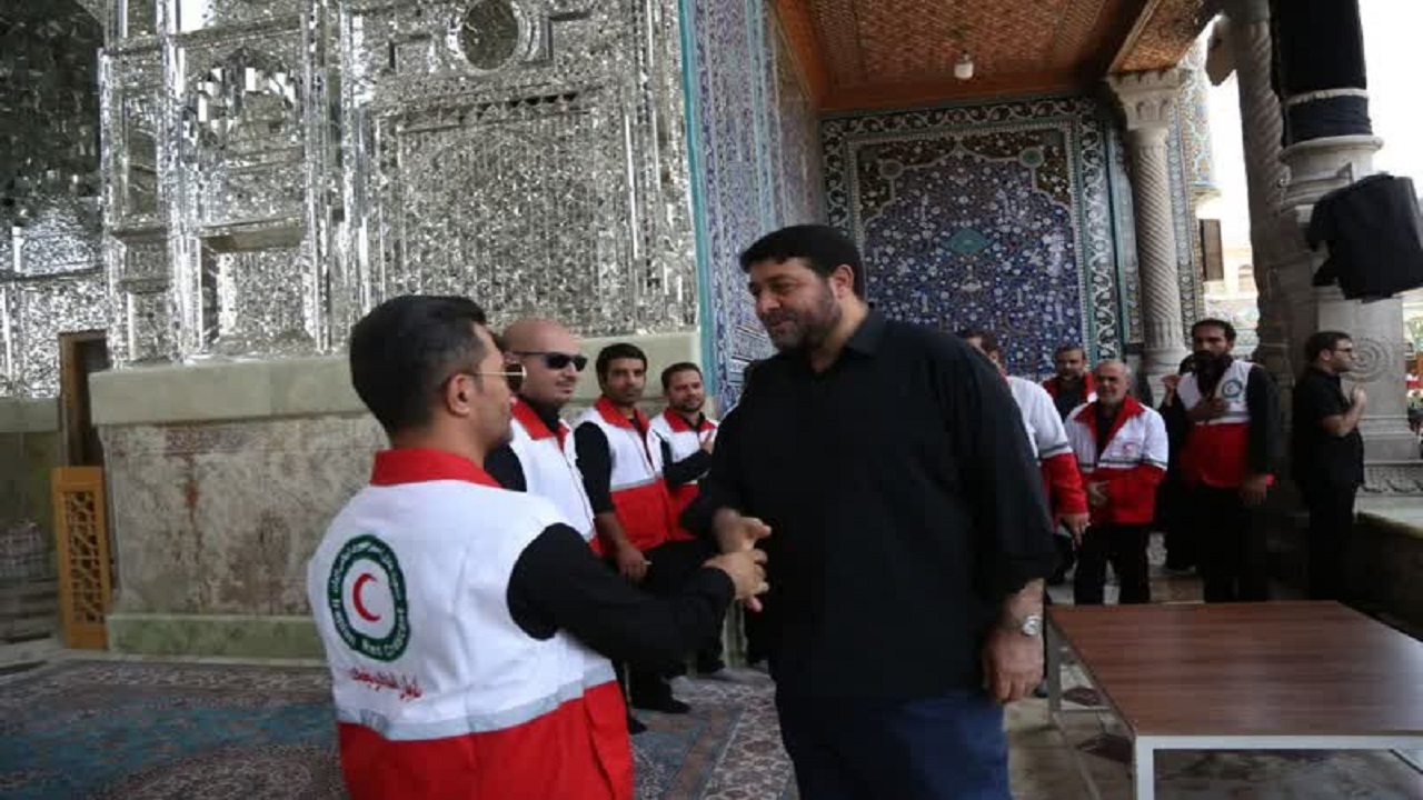 بازدید کولیوند از جایگاه‌های امداد و درمان هلال‌احمر قم در روز عاشورا