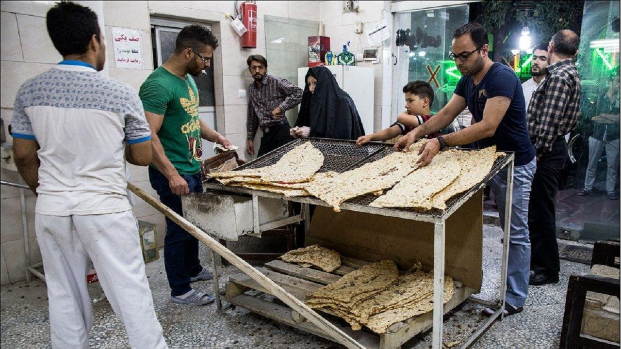 نانوایی سنگکی به خاطر کم فروشی ۱۴ میلیارد ریال جریمه شد