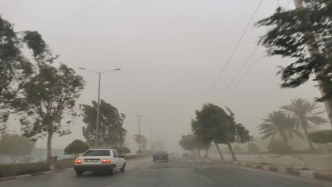 هوای آخر هفته سمنان/ تندباد و رگبار سمنان را درمی‌نوردد