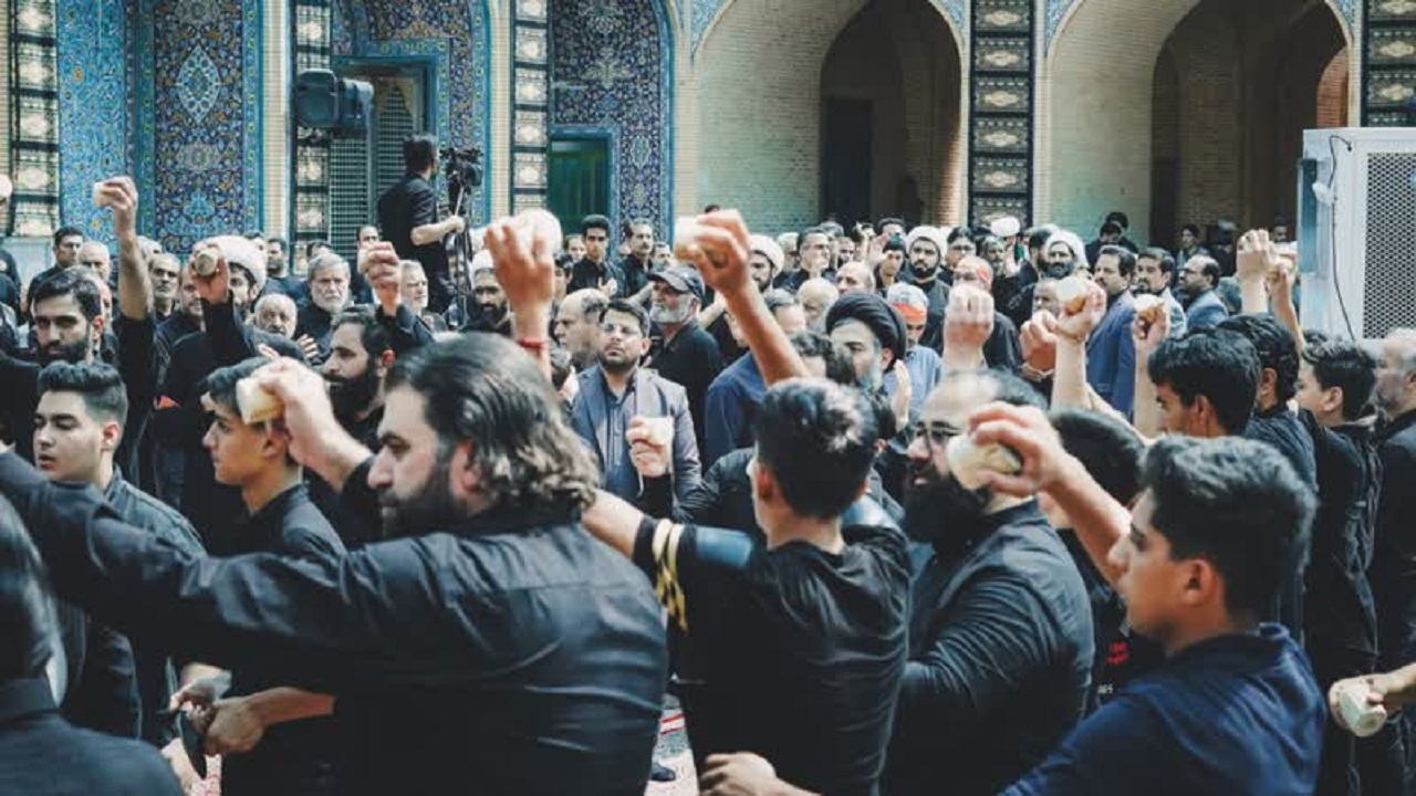 برگزاری اجتماع بزرگ عاشورائیان بافق +عکس