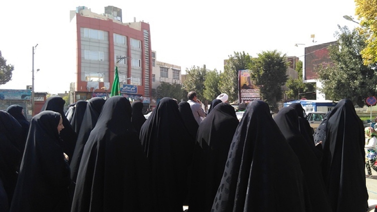 برگزاری همایش زینبیون با حضور جمعی از بانوان در ازنا + تصاویر