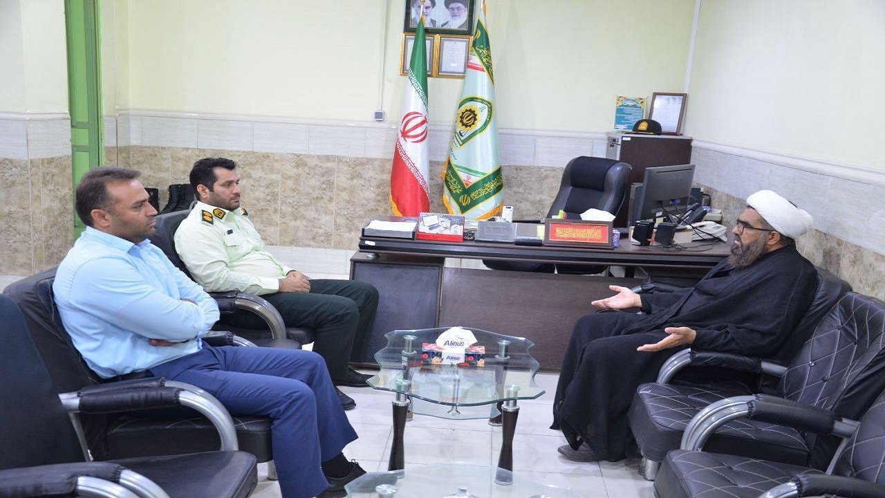 تقدیر امام جمعه شهرستان راسک از خدمات پلیس