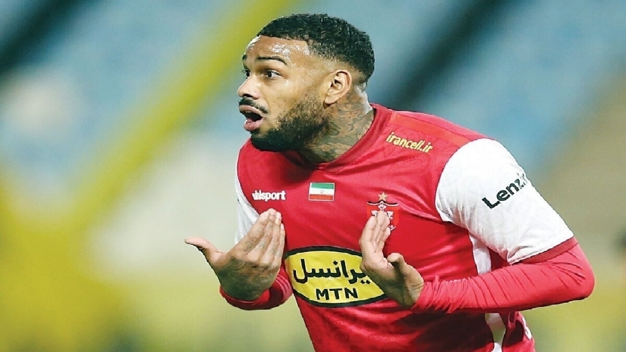لوکادیا: آرزویم بازگشت به پرسپولیس است + عکس