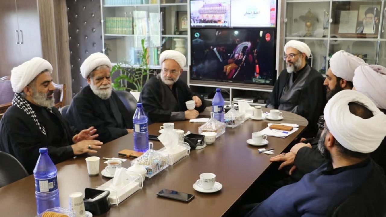 دیدار ائمه جمعه استان با مدیرکل صدا و سیمای قم