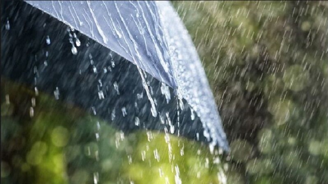 بارش‌های رگباری و وزش باد در زنجان شدت می‌گیرد