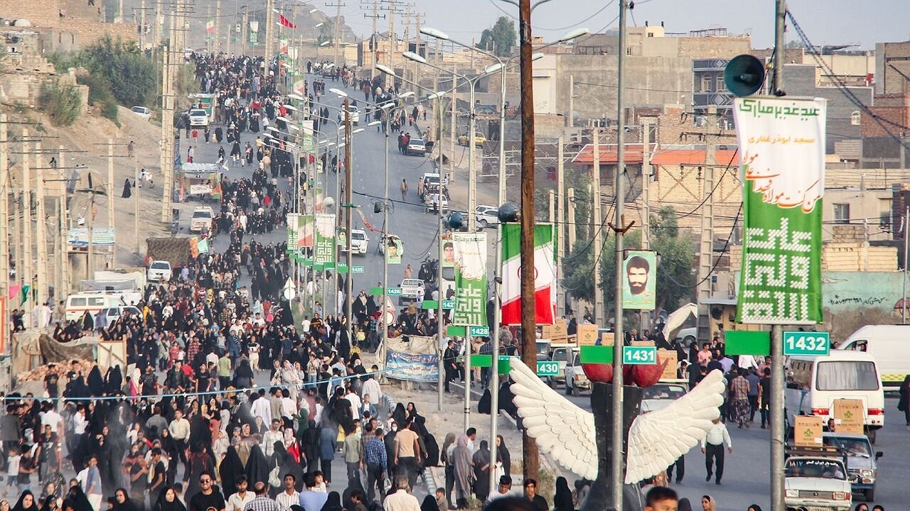 برگزاری میهمانی سه کیلومتری در زاهدان